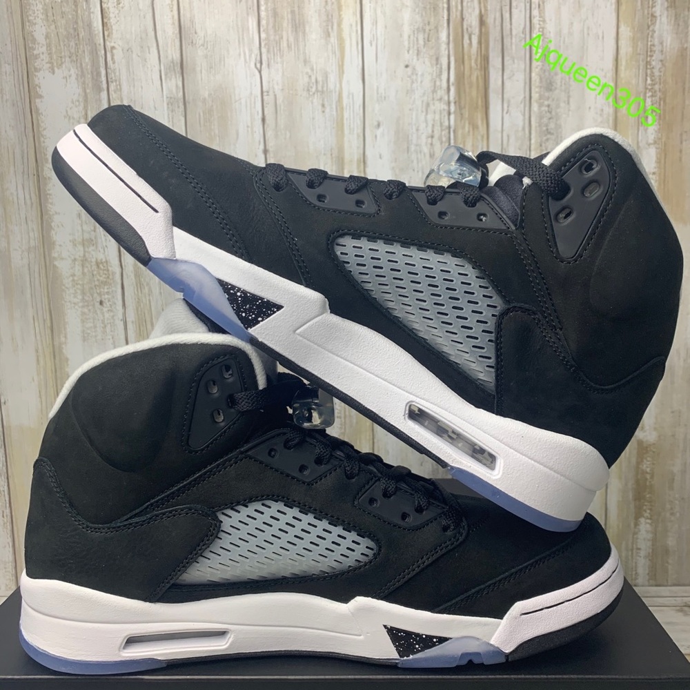 Air Jordan 5 Retro Moonlight Oreo Men’s Black Light Blue White - Picture 6 of 6